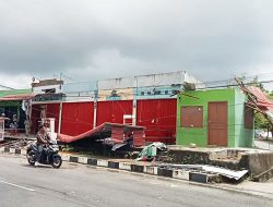 Puluhan Rumah dan Kedai Milik Warga di Meral Karimun Rusak Disapu Angin Puting Beliung