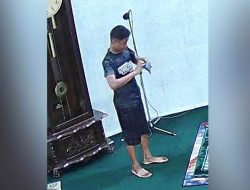 Bocah Laki-Laki Terpantau CCTV Maling Kotak Infak di Masjid At-Taqwa Tanjungpinang