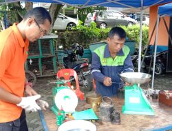 UPTD Meteorologi Legal Tanjungpinang Sidang Tera Gratis ke Pedagang Pasar Bintan Centre