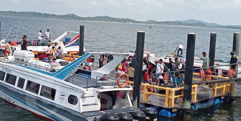 Pelabuhan Sri Tanjung Gelam.