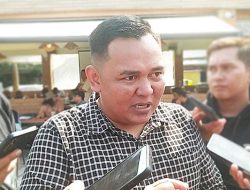 Baliho Calon Kepala Daerah Mulai Bertebaran di Pinggiran Jalan, Bawaslu Kepri: Penertiban Belum Bisa Dilakukan