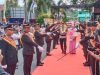 Kombes Pol Budi Santosa Disambut Tradisi Pedang Pora di Polresta Tanjungpinang