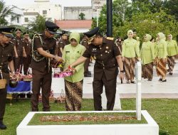 Peringati HBA ke-64 dan IAD ke-24, Kejati Kepri Gelar Upacara di Taman Makam Pahlawan Tanjungpinang