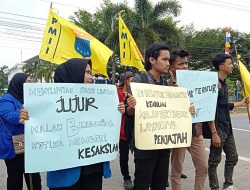 Mahasiswa PMII Unjuk Rasa di PN Tanjungpinang, Tuntut Transparansi Kasus TPPU BPR Bestari