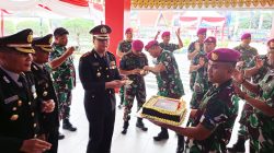 Prajurit Yonmarhanlan IV Beri Kejutan di Hari Bhayangkara ke-78 untuk Polresta Tanjungpinang dan RS Bhayangkara