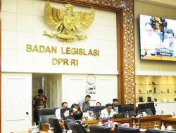 Baleg Batalkan Pembahasan RUU TNI-Polri, Dilanjutkan Periode 2024-2029