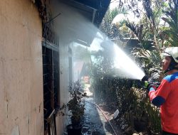 Rumah Terbakar di Bintan Timur, Seorang Korban Dilarikan ke Rumah Sakit