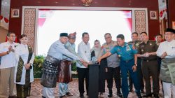 Gubernur Kepri Ansar Ahmad bersama Forkompinda Kepri serta KPU Kepri dan Bawaslu Kepri Deklarasi Pilkada Damai 2024. (Foto: Ardiansyah)