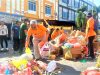 Relawan Paslon BaRa di Karimun Bersihkan Sampah di Pasar Puan Maimun