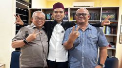 Temui Ustaz Abdul Somad, Paslon FirE Minta Doa Restu Maju di Pilkada 2024 Karimun