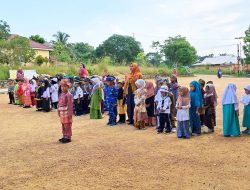 Murid-Murid RA Bahrul Ulum di Bintan Upacara Peringatan Hari Sumpah Pemuda