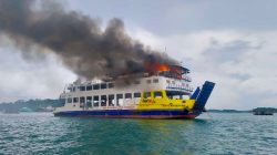 Kapal Roro KMP Tandeman terbakar