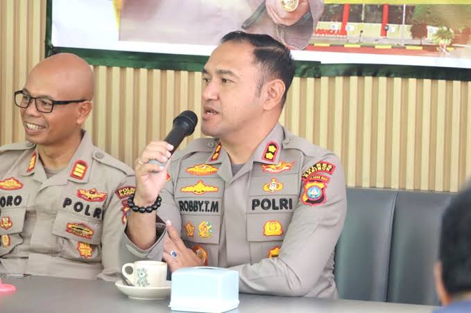 Kapolres Karimun, AKBP Robby Topan Manusiwa.