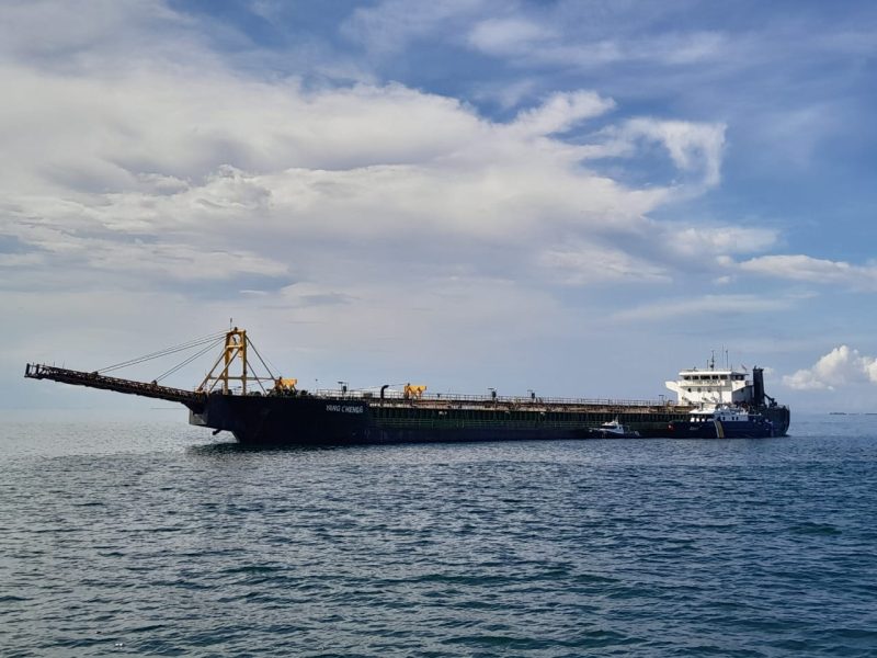 Kapal Isap Pasir Laut