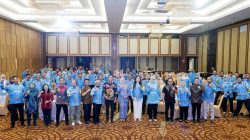 Foto bersama narasumber dan Biro Humas, Promosi, dan Protokol pada FGD Peningkatan Kapasitas Keprotokolan dan Kehumasan. (Foto: BP Batam)