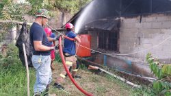 Dua Rumah Terbakar di Karimun