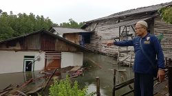 Rumah Warga Melayu Kota Piring Ambruk