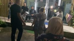 2 Wanita Diamankan ke Bawaslu Batam Diduga Korlap Bagi-Bagi Uang