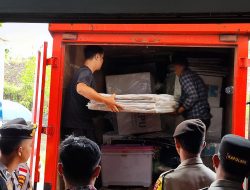 KPU Bintan Distribusikan Logistik Pilkada 2024 ke Kecamatan Tambelan