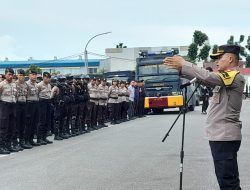 Ratusan Personel Polresta Barelang Siaga Jaga Kantor Bawaslu Batam