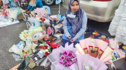 Awalnya Iseng-Iseng, Permitha Sonya Kini Raup Cuan Hasil Jualan Buket