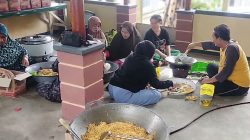 Warga Kijang Bintan Dirikan Dapur Umum Bantu Korban Banjir Kampung Pisang