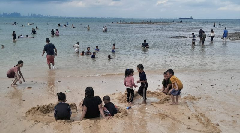 Pantai Tanjung Pinggir