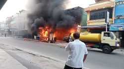 Ruko Gudang BBM Terbakar di Karimun